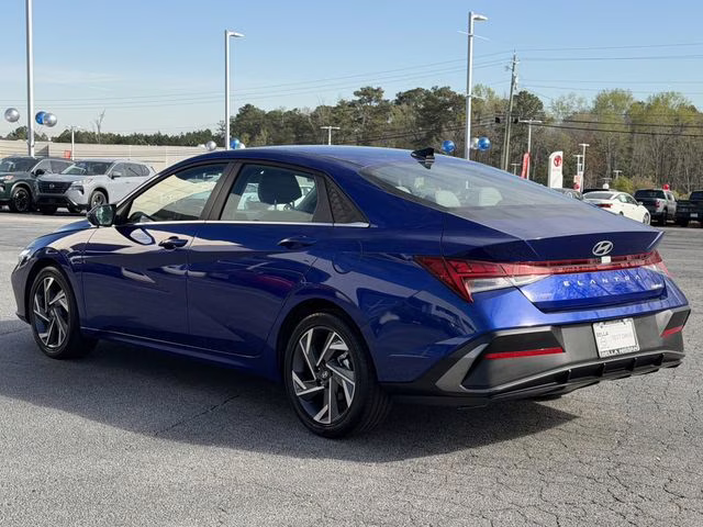 2025 Intense Blue Hyundai Elantra Limited FWD Sedan