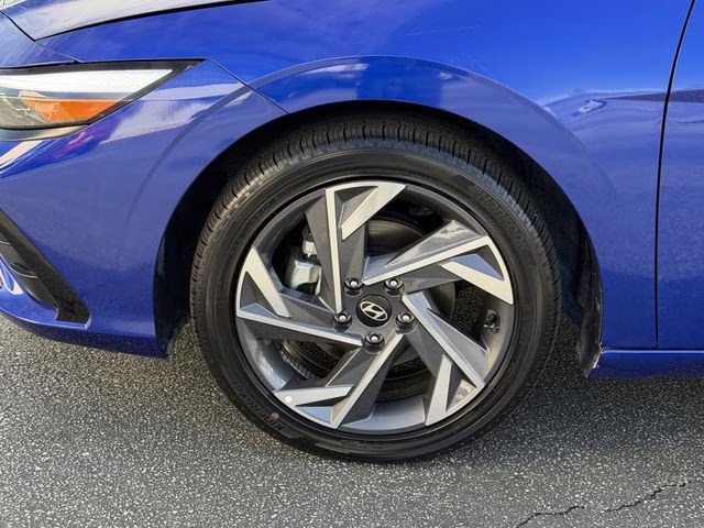 2025 Intense Blue Hyundai Elantra Limited FWD Sedan