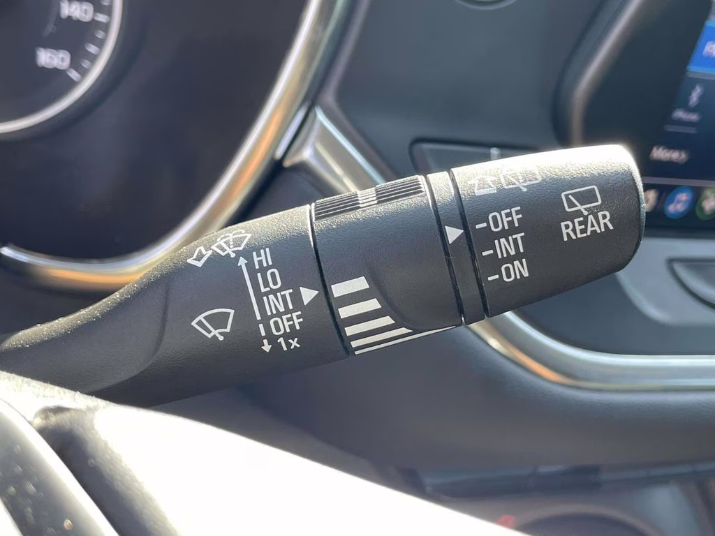 2020 Graphite Metallic Chevrolet Blazer LT FWD SUV