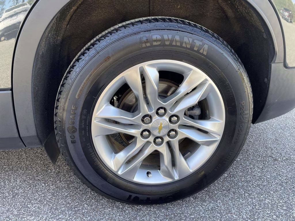 2020 Graphite Metallic Chevrolet Blazer LT FWD SUV