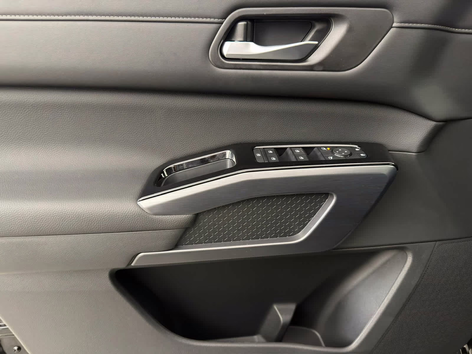 2026 Super Black Nissan Pathfinder SL FWD SUV