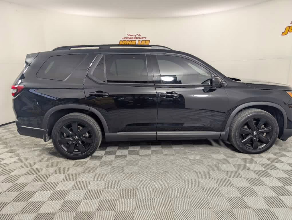 2025 Crystal Black Pearl Honda Pilot Black Edition AWD SUV