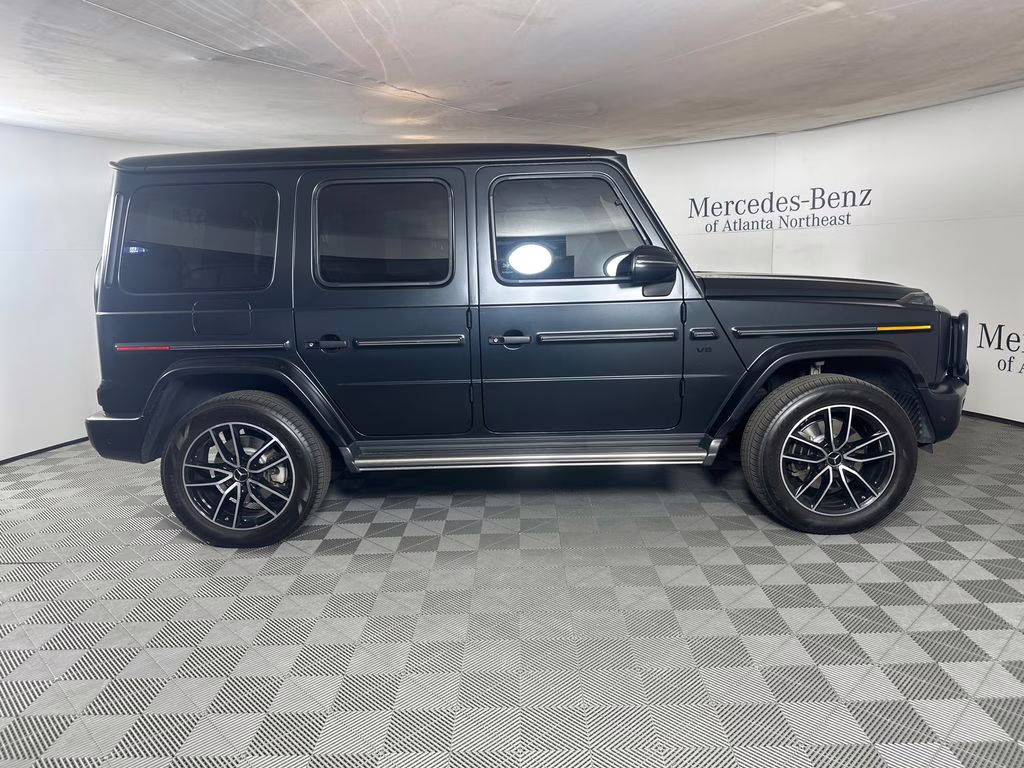 2022 MANUFAKTUR Night Black magno Mercedes-Benz G-Class G 550 AWD SUV