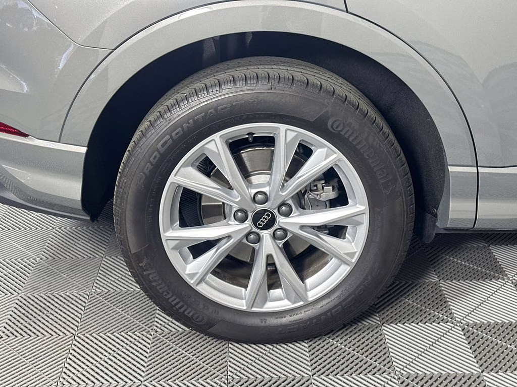 2024 Chronos Gray Metallic Audi Q3 Premium Plus AWD SUV