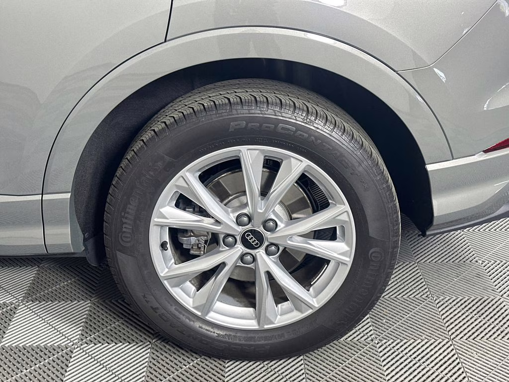2024 Chronos Gray Metallic Audi Q3 Premium Plus AWD SUV
