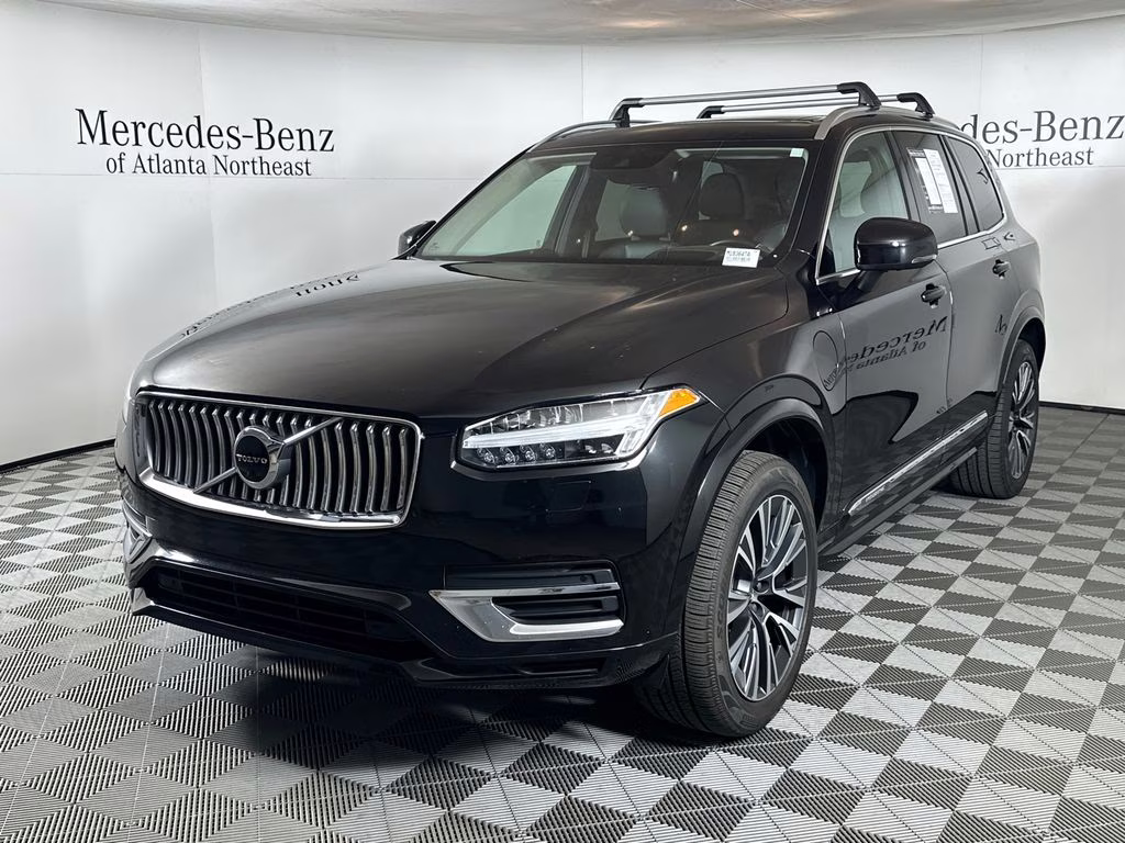 2022 Onyx Black Metallic Volvo XC90 Recharge Plug-In Hybrid T8 Inscription Expression 6 Passenger AWD SUV