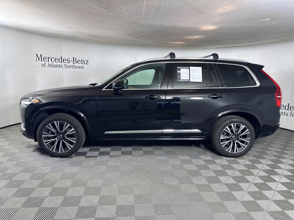 2022 Onyx Black Metallic Volvo XC90 Recharge Plug-In Hybrid T8 Inscription Expression 6 Passenger AWD SUV