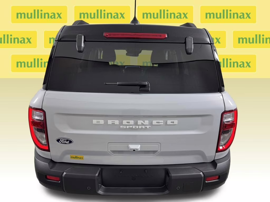 2026 Space White Metallic Ford Bronco Sport Outer Banks 4X4 SUV