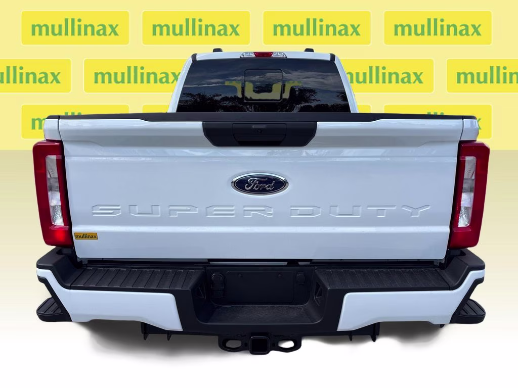 2026 Oxford White Ford Super Duty F-250 SRW XL 4X4 Truck