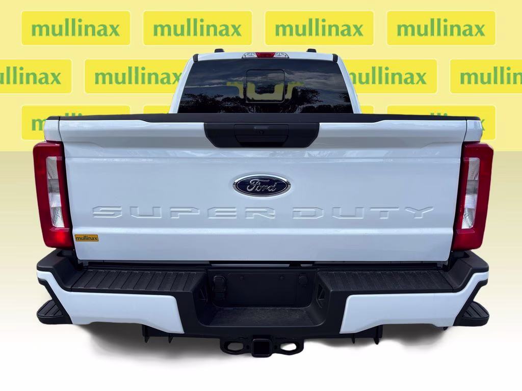 2026 Oxford White Ford Super Duty F-250 SRW XL 4X4 Truck