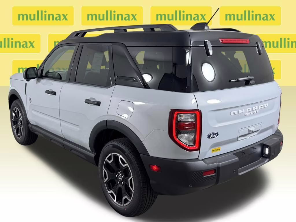 2026 Space White Metallic Ford Bronco Sport Outer Banks 4X4 SUV