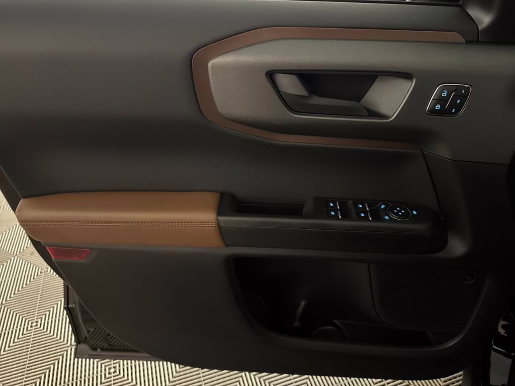 2026 Shadow Black Ford Bronco Sport Outer Banks 4X4 SUV