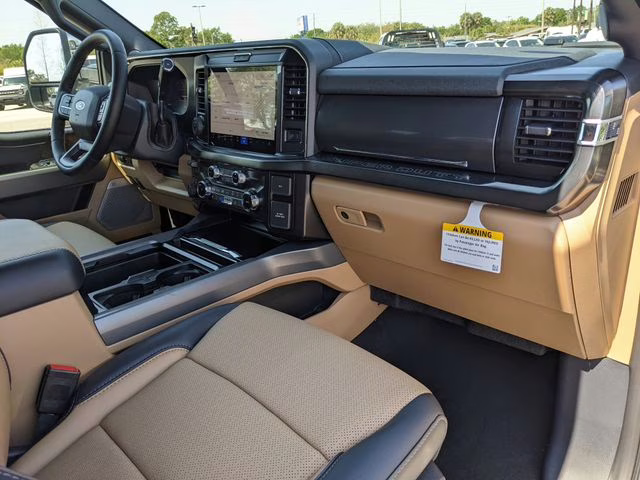 2026 Avalanche Ford Super Duty F-250 SRW Lariat 4X4 Truck