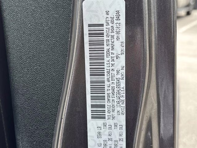 2017 Granite Crystal Metallic Clearcoat Jeep Wrangler Unlimited Unlimited Sahara 4X4 Convertible