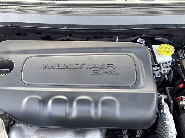 2019 Diamond Black Crystal Pearlcoat Jeep Cherokee Limited FWD SUV