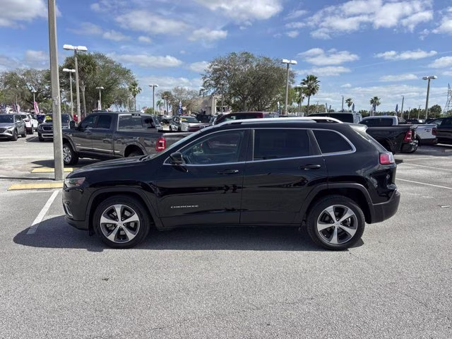 2019 Diamond Black Crystal Pearlcoat Jeep Cherokee Limited FWD SUV