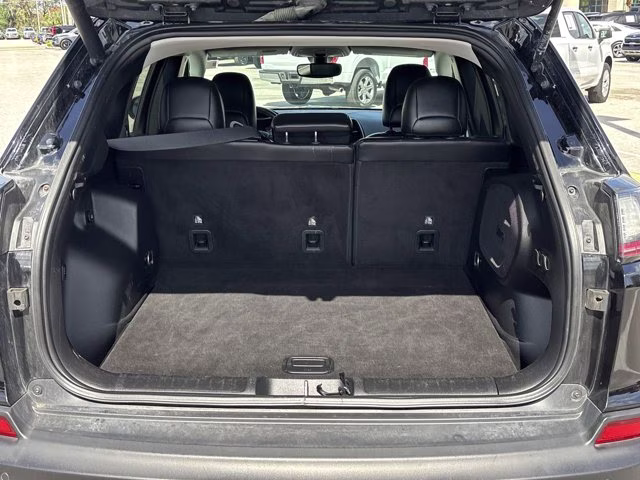 2019 Diamond Black Crystal Pearlcoat Jeep Cherokee Limited FWD SUV