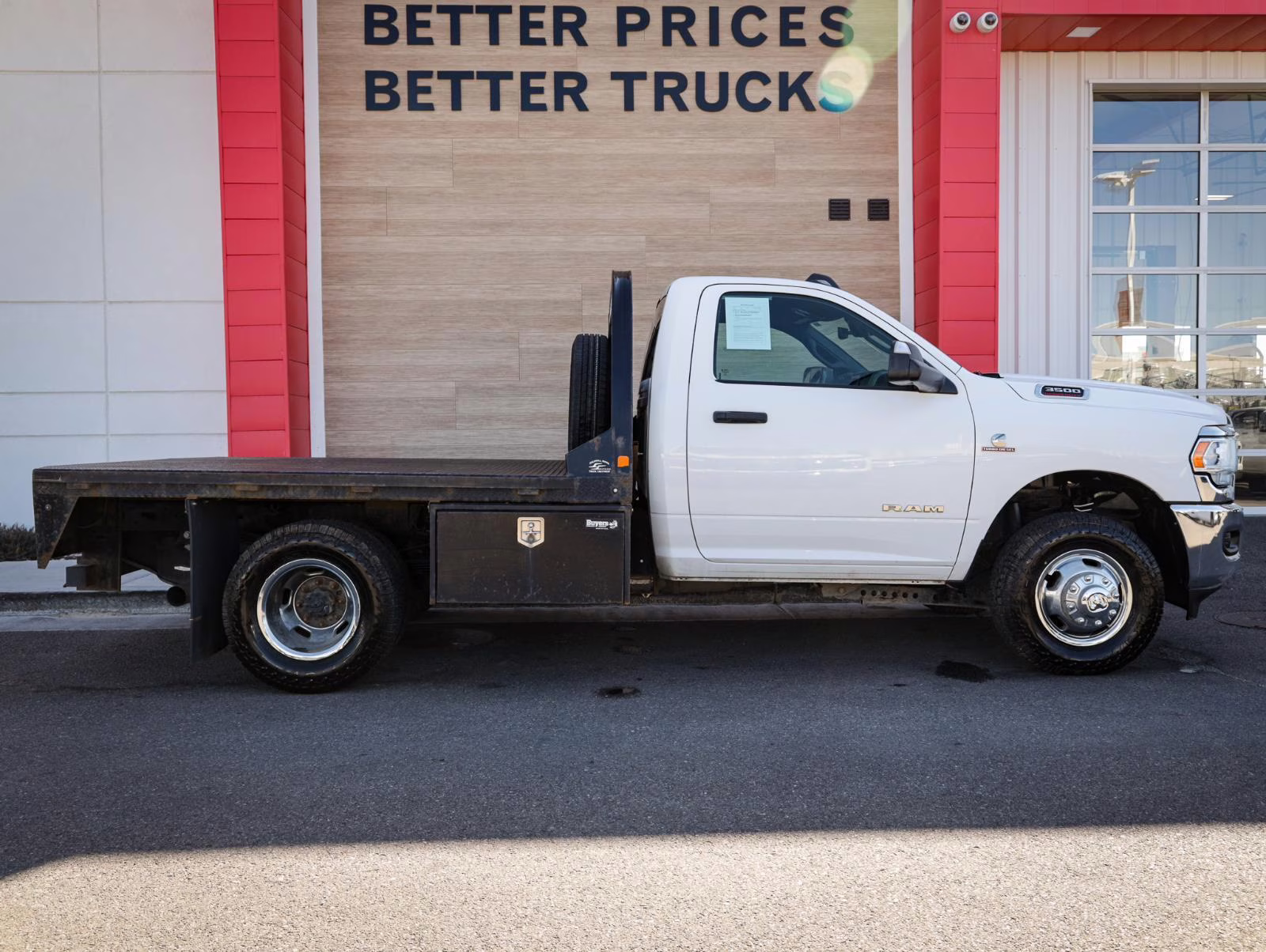 2022 Bright White Clearcoat Ram 3500 Chassis Cab Tradesman 4X4 Truck