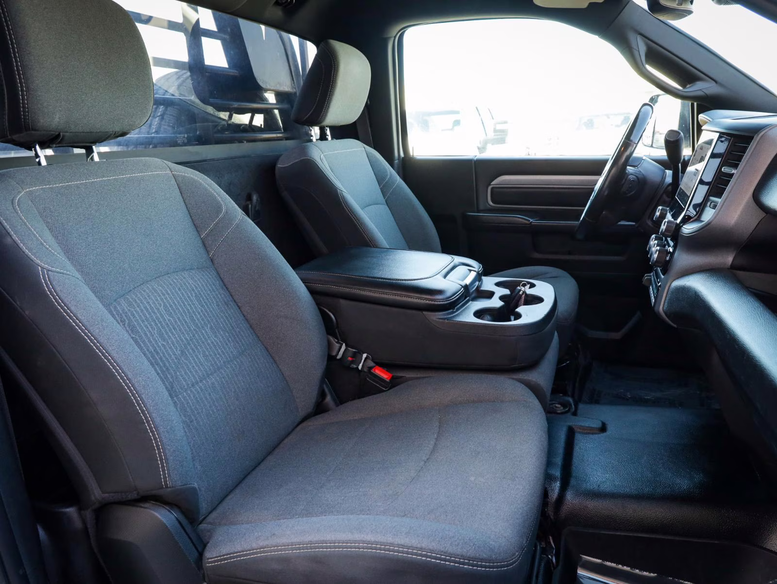 2022 Bright White Clearcoat Ram 3500 Chassis Cab Tradesman 4X4 Truck