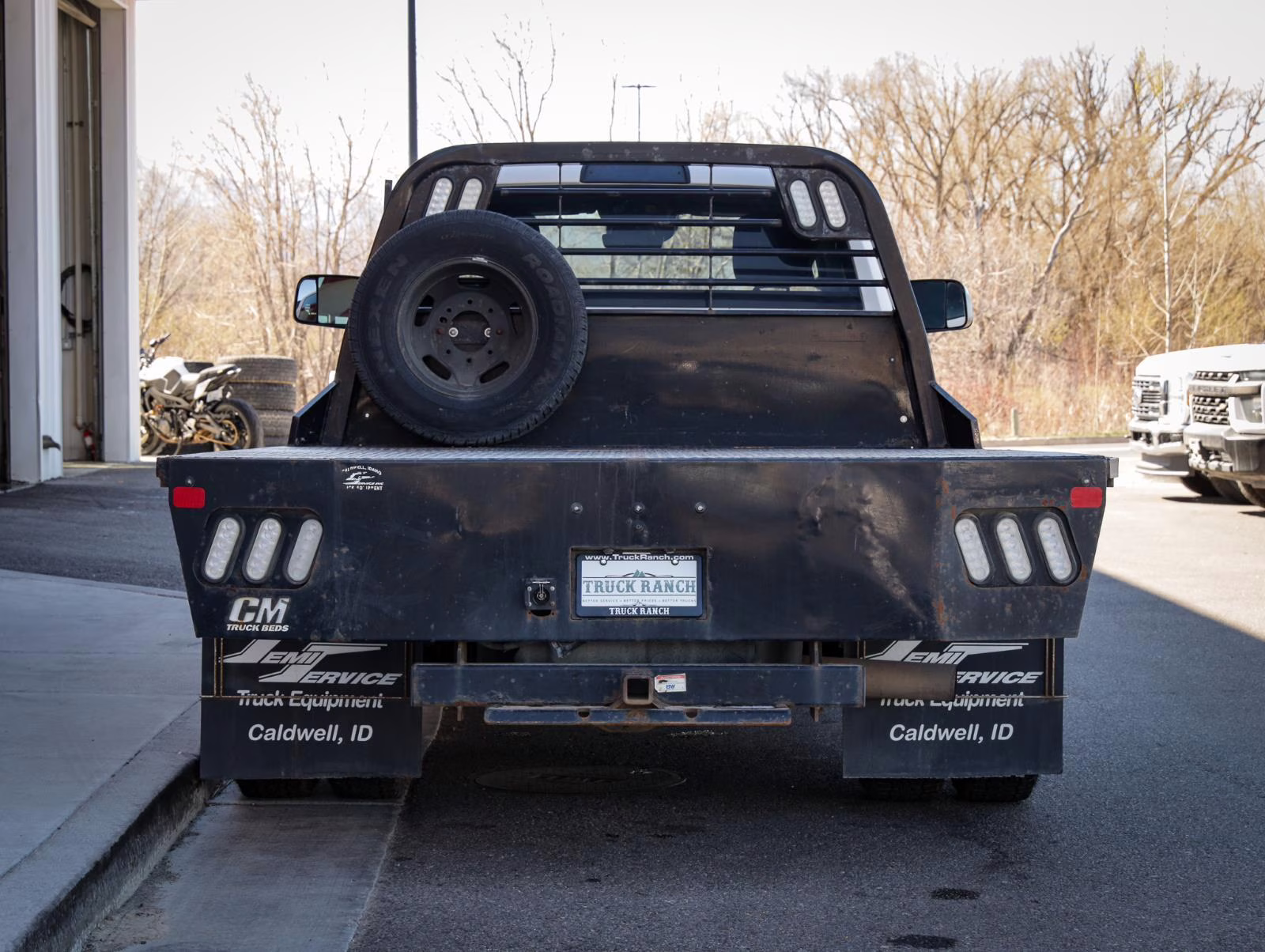 2022 Bright White Clearcoat Ram 3500 Chassis Cab Tradesman 4X4 Truck