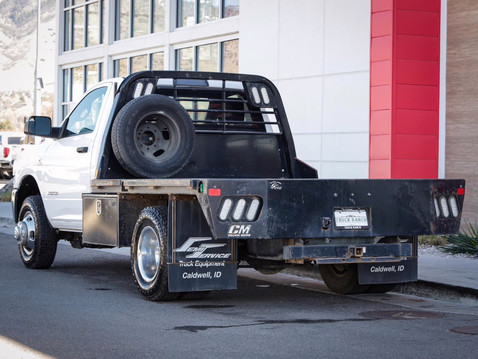 2022 Bright White Clearcoat Ram 3500 Chassis Cab Tradesman 4X4 Truck