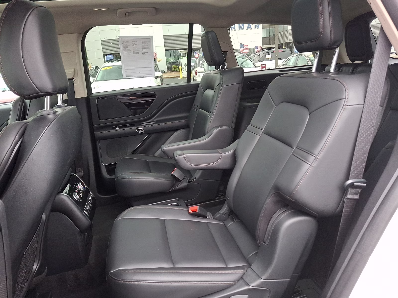 2023 Pristine White Metallic Tri-Coat - AZ Lincoln Aviator Standard AWD