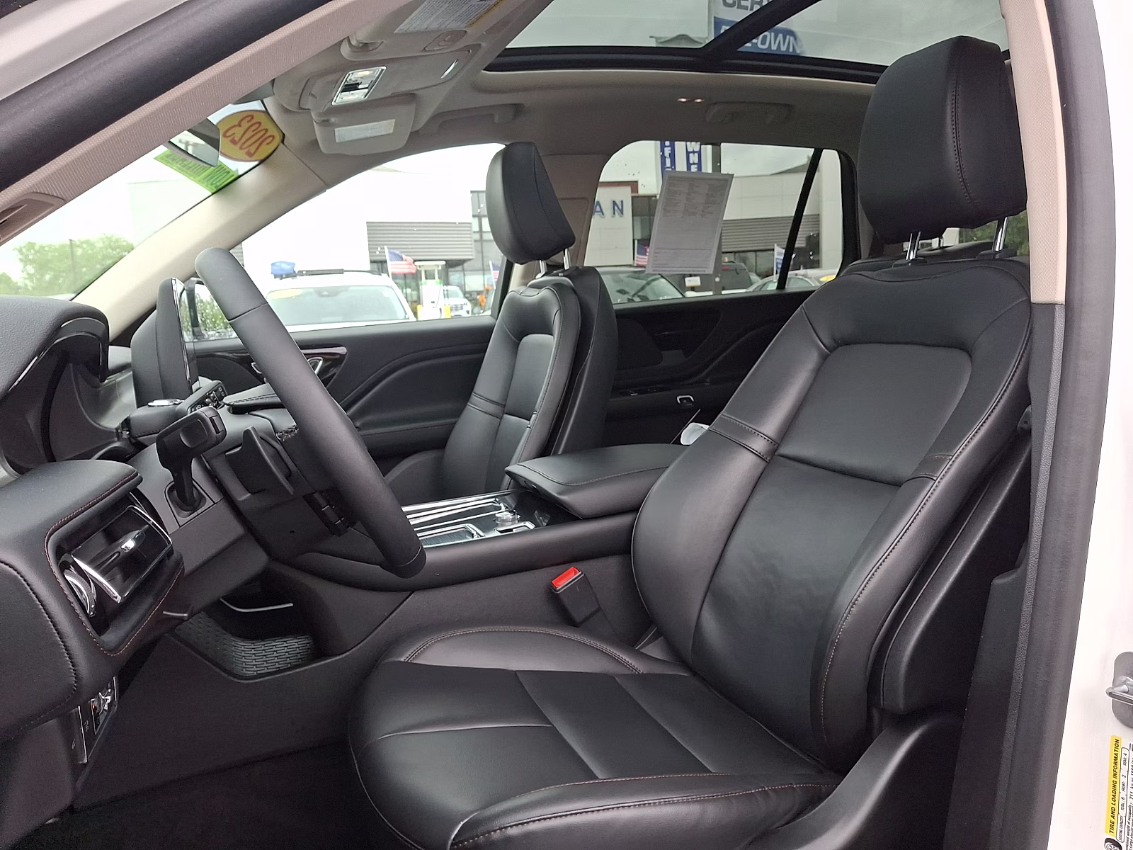 2023 Pristine White Metallic Tri-Coat - AZ Lincoln Aviator Standard AWD