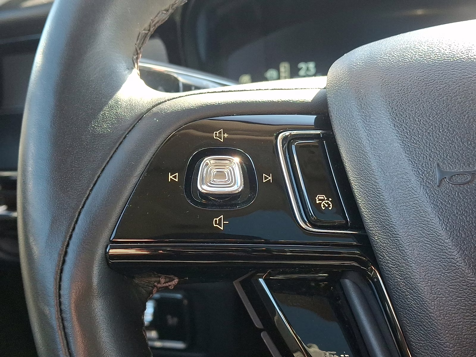 2023 Infinite Black Metallic Clearcoat - UM Lincoln Corsair Reserve AWD