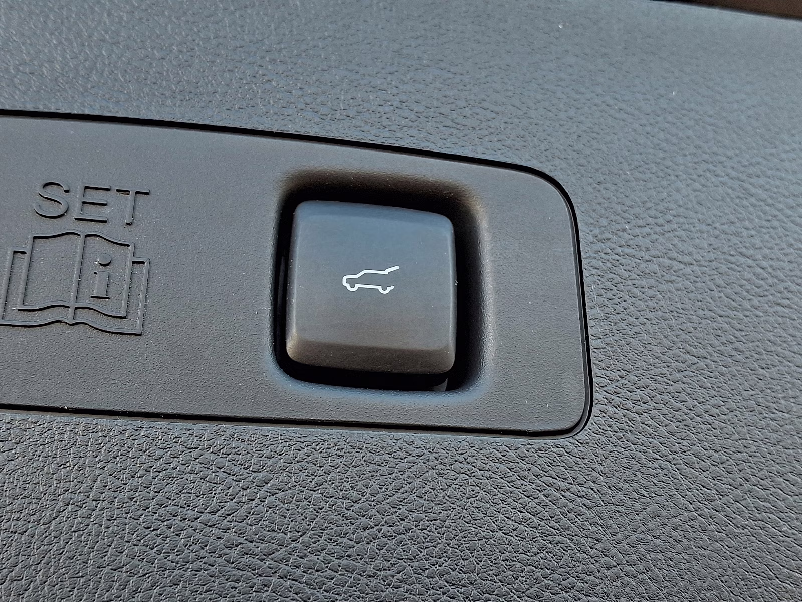 2023 Infinite Black Metallic Clearcoat - UM Lincoln Corsair Reserve AWD