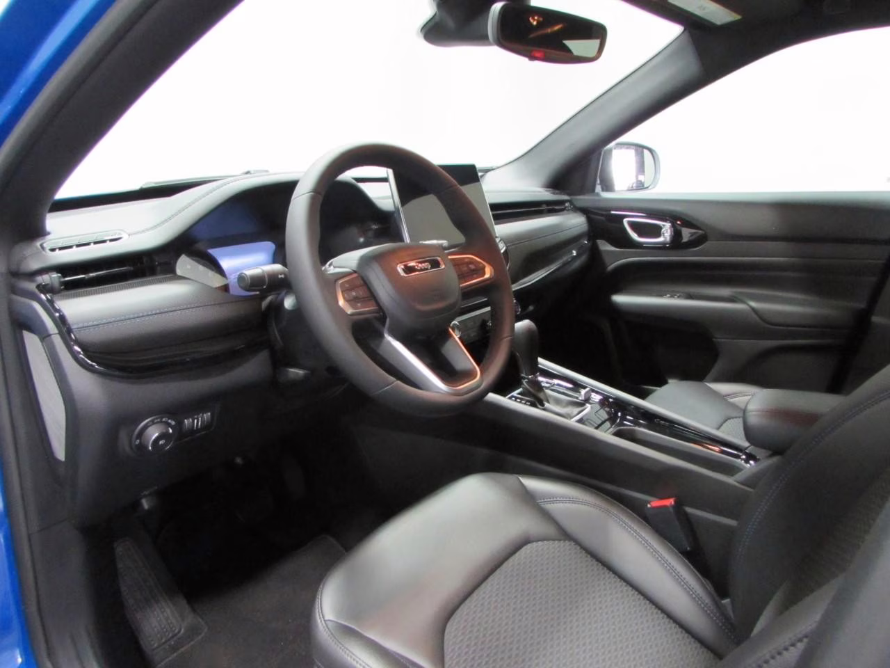 2026 Hydro Blue Pearlcoat Jeep Compass Latitude 4X4 SUV