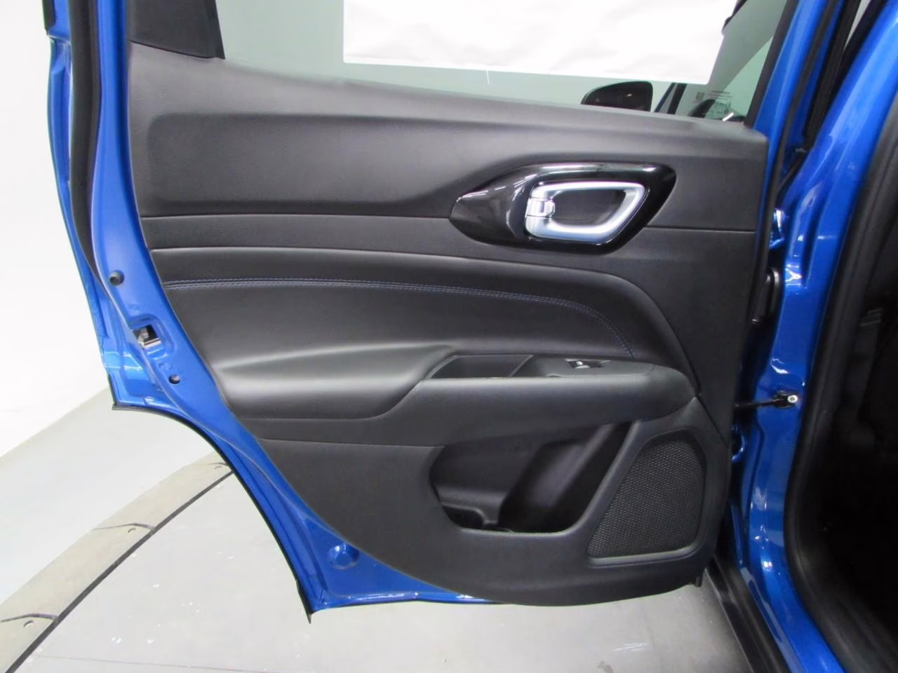 2026 Hydro Blue Pearlcoat Jeep Compass Latitude 4X4 SUV