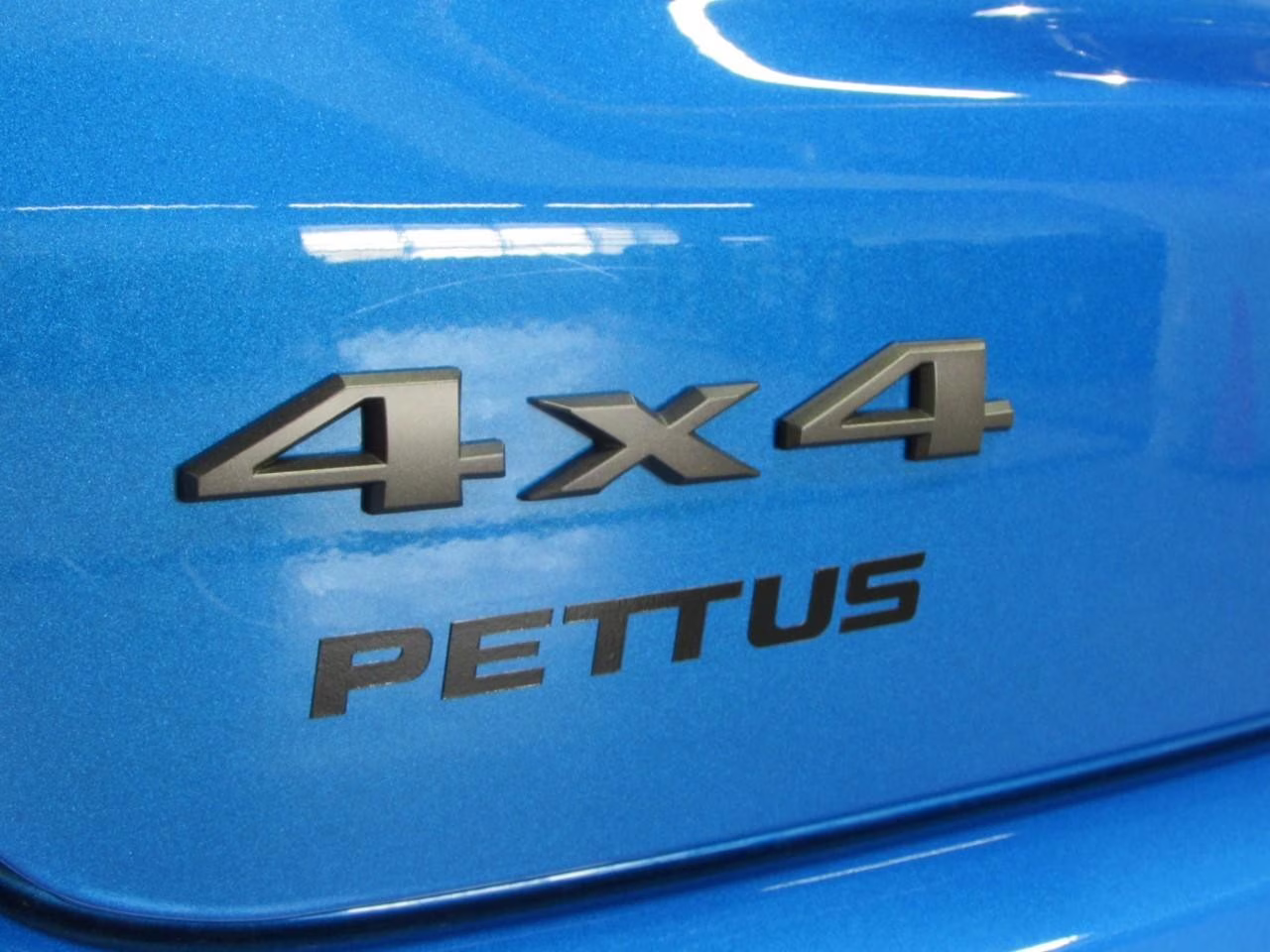 2026 Hydro Blue Pearlcoat Jeep Compass Latitude 4X4 SUV