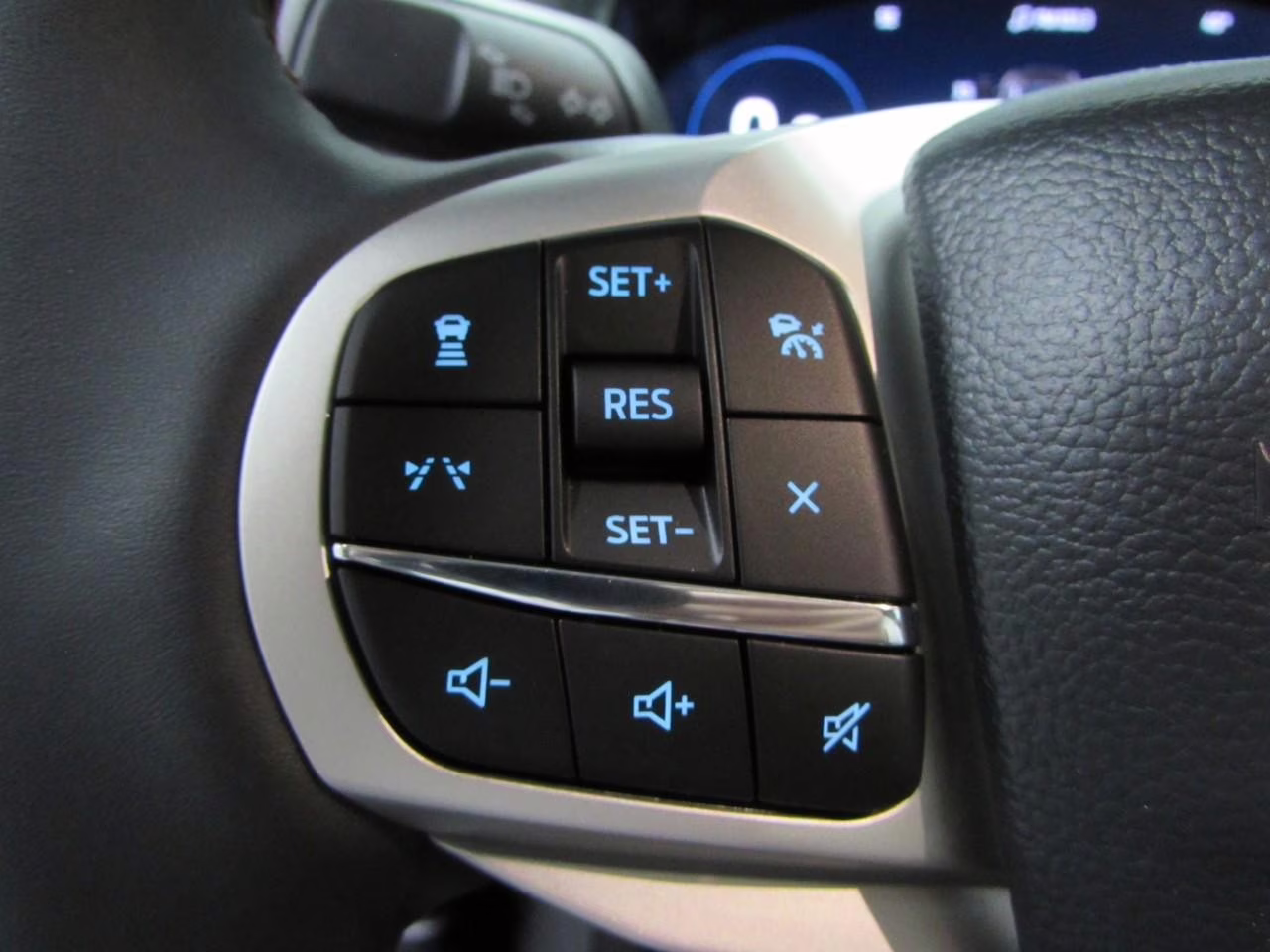 2026 Carbonized Gray Metallic Ford Explorer Active 4X4 SUV