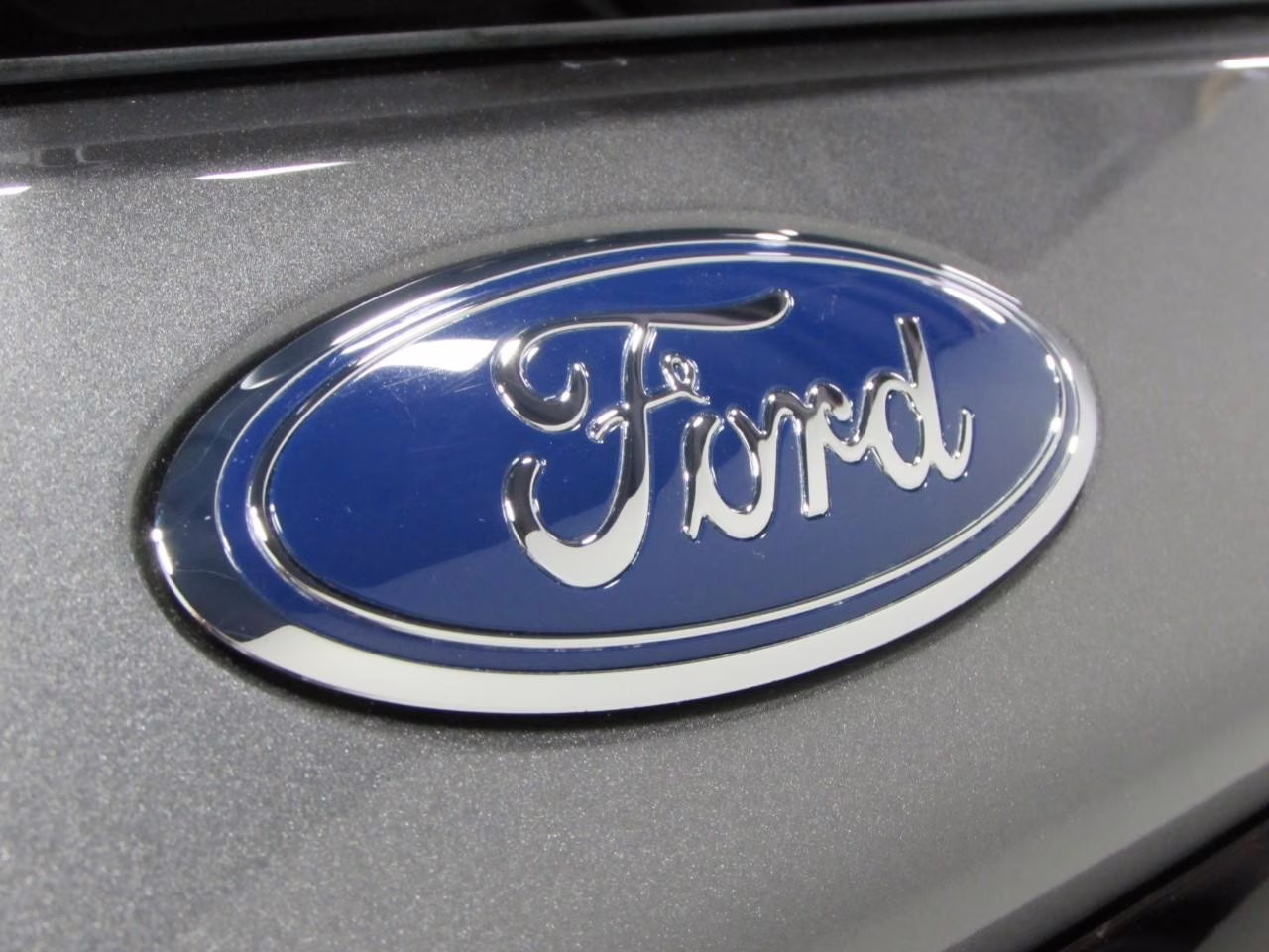 2026 Carbonized Gray Metallic Ford Explorer Active 4X4 SUV