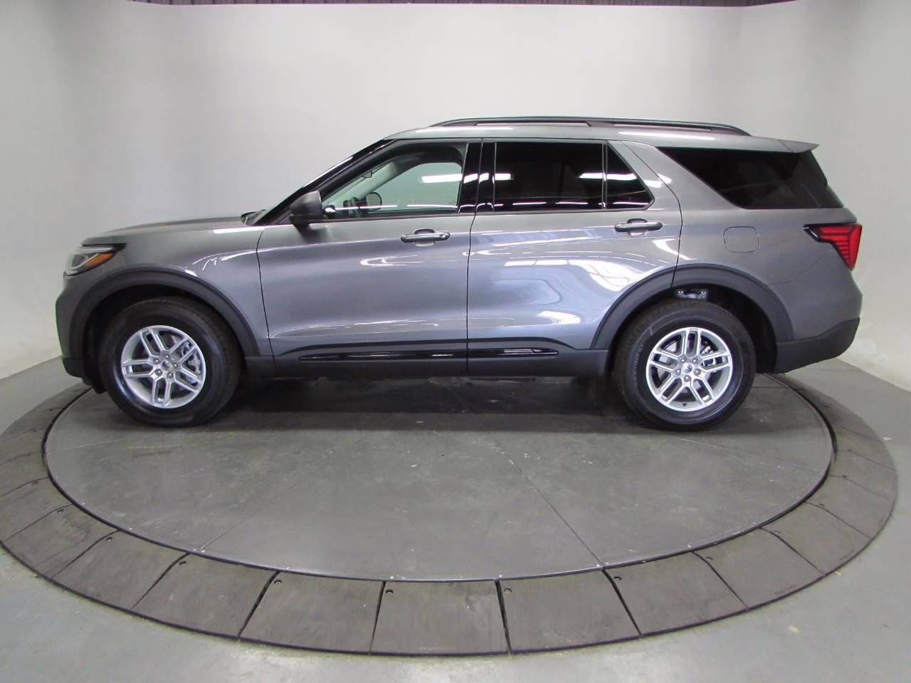 2026 Carbonized Gray Metallic Ford Explorer Active 4X4 SUV