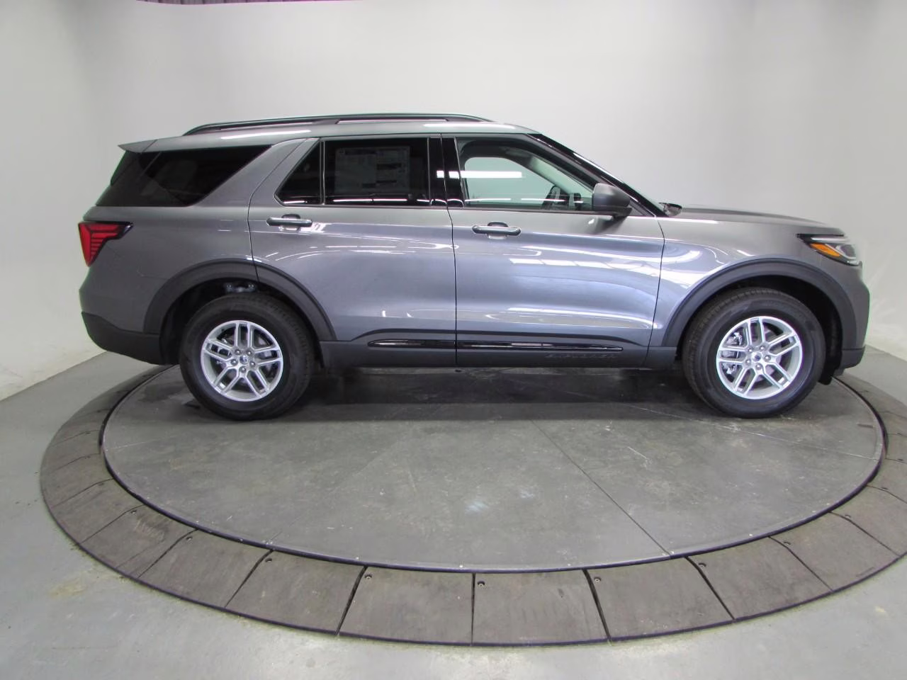 2026 Carbonized Gray Metallic Ford Explorer Active 4X4 SUV