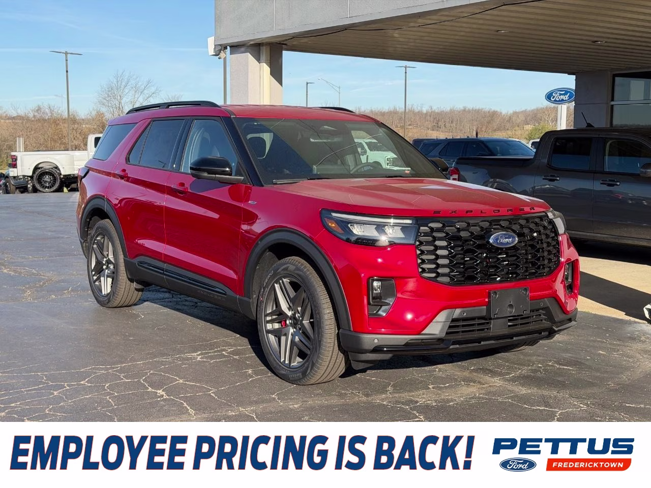 2026 Rapid Red Metallic Tinted Clearcoat Ford Explorer ST-Line 4X4 SUV
