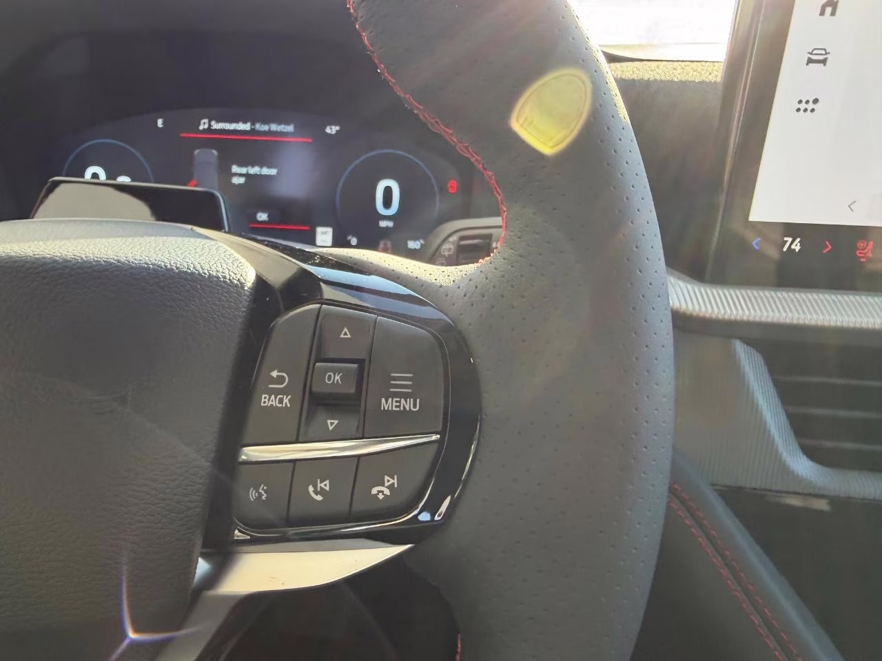 2026 Rapid Red Metallic Tinted Clearcoat Ford Explorer ST-Line 4X4 SUV