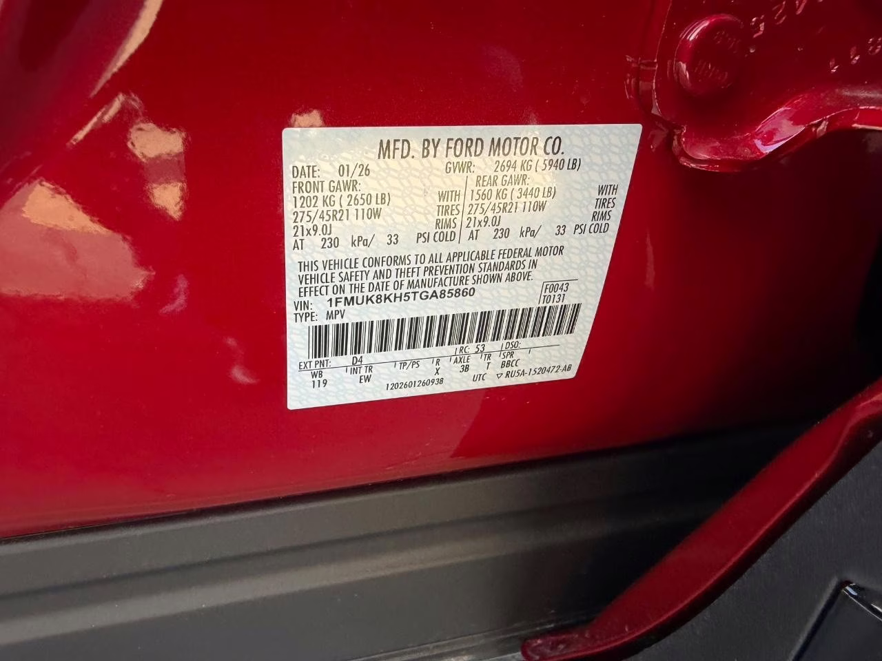 2026 Rapid Red Metallic Tinted Clearcoat Ford Explorer ST-Line 4X4 SUV