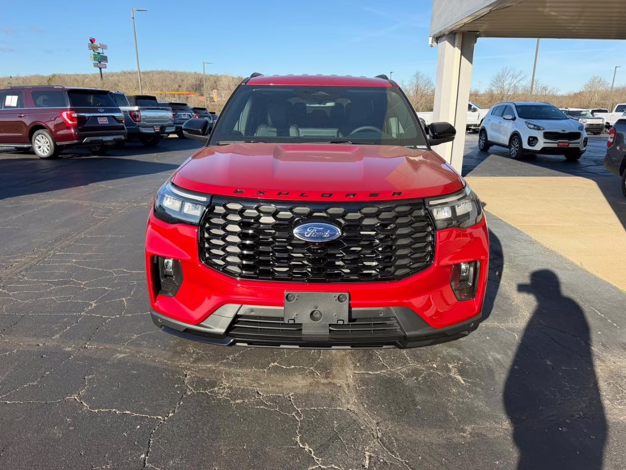 2026 Rapid Red Metallic Tinted Clearcoat Ford Explorer ST-Line 4X4 SUV