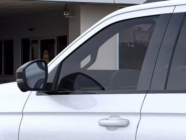 2026 Star White Metallic Tri-Coat Ford Expedition Max Platinum 4X4 SUV