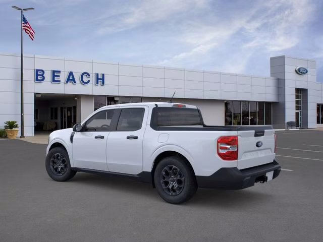 2026 Space White Metallic Ford Maverick XLT FWD Truck
