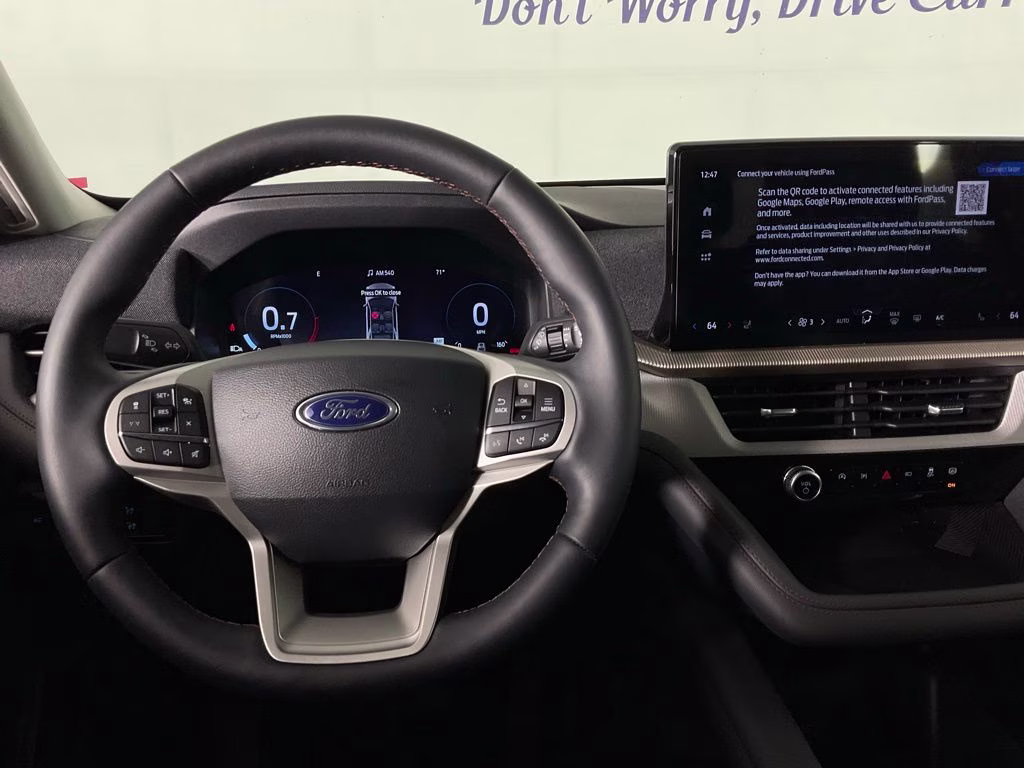 2026 White Ford Explorer Active RWD SUV