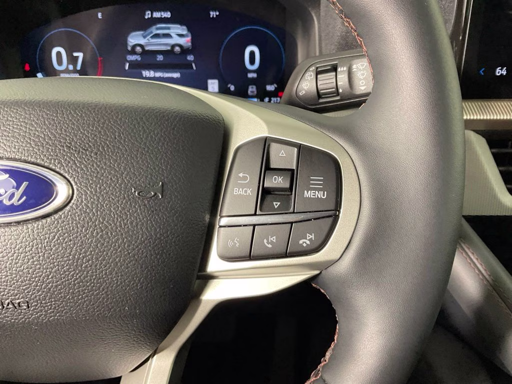 2026 White Ford Explorer Active RWD SUV