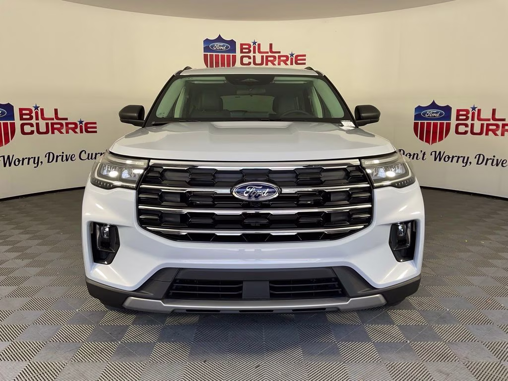 2026 White Ford Explorer Active RWD SUV