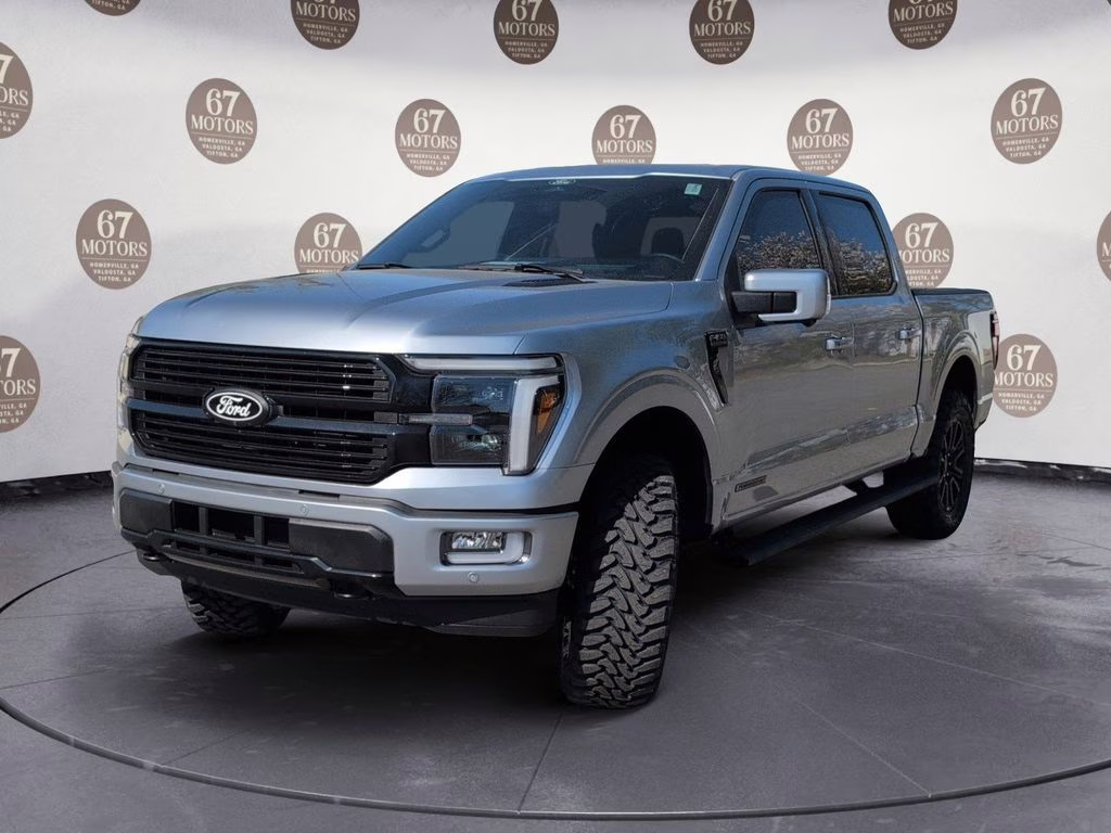 2025 Silver Metallic Ford F-150 Platinum 4X4 Truck