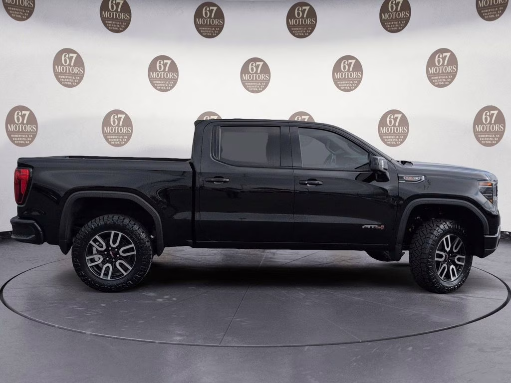 2023 Onyx Black GMC Sierra 1500 AT4 4X4 Truck