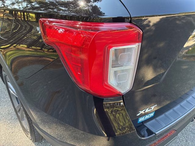 2023 Black Metallic Ford Explorer XLT 4X4 SUV