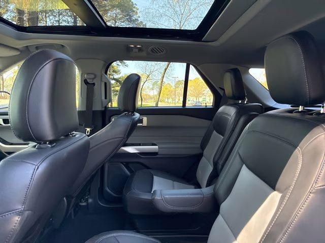 2023 Black Metallic Ford Explorer XLT 4X4 SUV