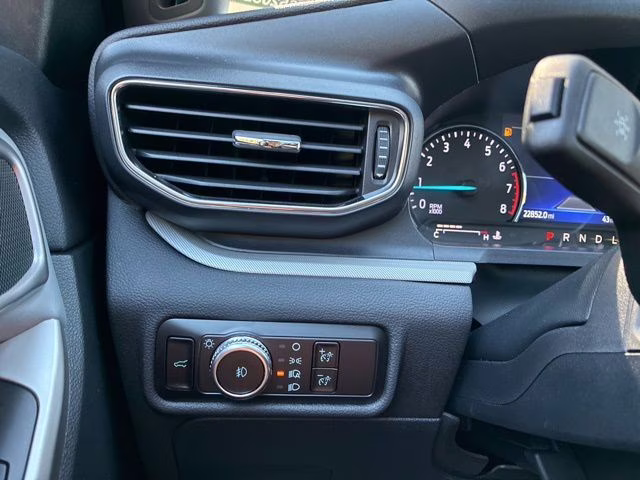 2023 Black Metallic Ford Explorer XLT 4X4 SUV